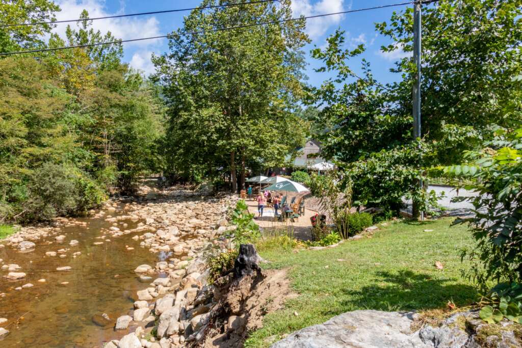 Riverside at Grandfather Mountain Vineyards